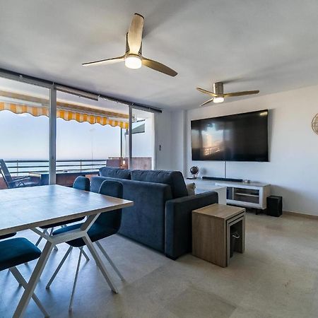 Vistas Azules -- Remodeled, Large Terrace, Spectacular Ocean Views And Beach Level Access Torremolinos Kültér fotó